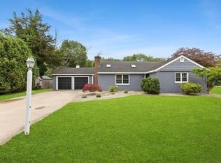 15 Circuit Dr, Rehoboth, MA 02769