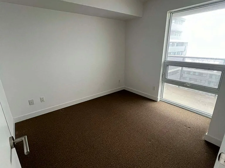 120 Varna Dr W #1303 — Photo 6