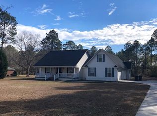 185 Slash Pine Dr, Broxton, GA 31519