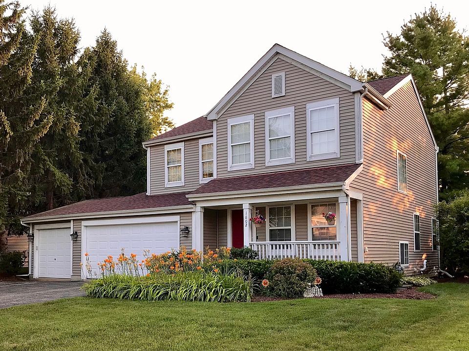 1st image of 1802 Thornapple Way