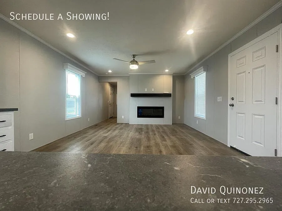 Sales Price $71,999 — Photo 4