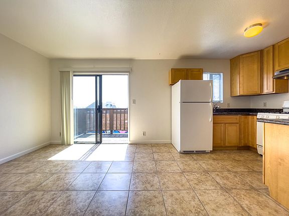 2nd image of 1729 E 15th St #9