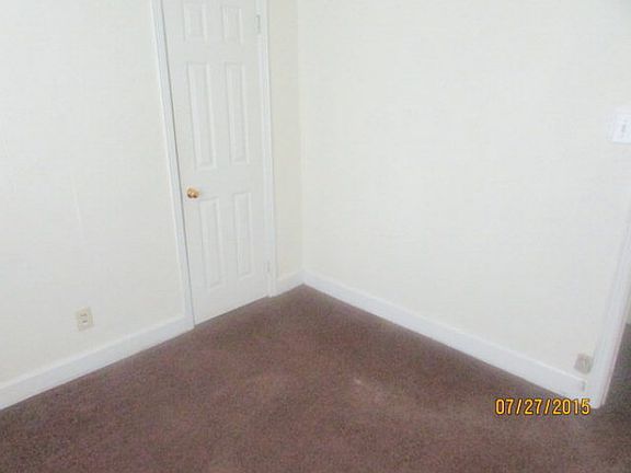 5th image of 911 Hopkins St