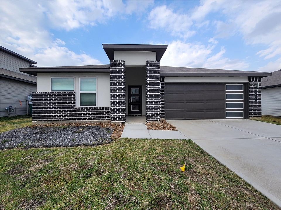 1st image of 12111 Bear River Dr