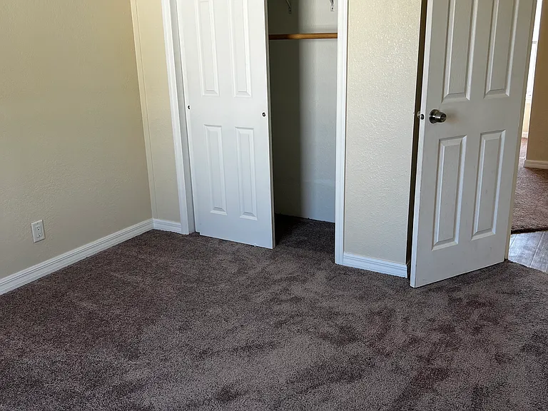 652 Lake Placid Pl — Photo 7