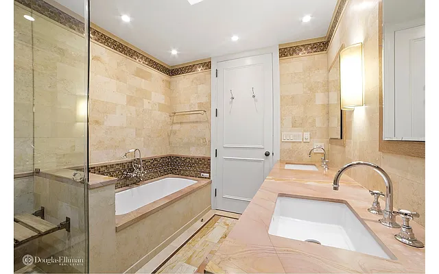 Rented by Douglas Elliman | media 27