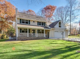 22 Zeek Rd, Morris Plains, NJ 07950