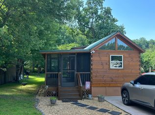 439 Elkmont Trl, Cleveland, GA 30528