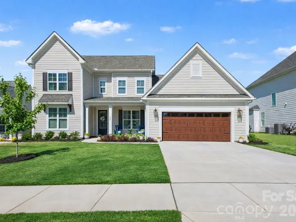 423 Lucky Dr, Concord, NC 28027