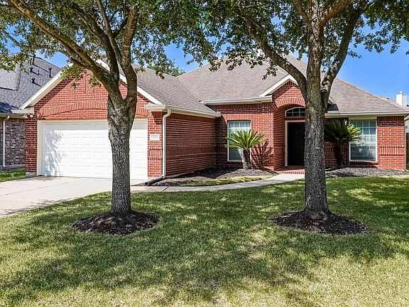 3rd image of 24026 Hackberry Creek Dr