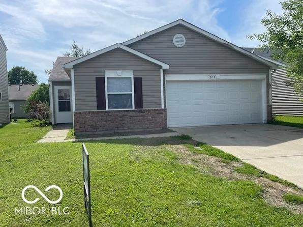 13120 N Brick Chapel Dr, Camby, IN 46113