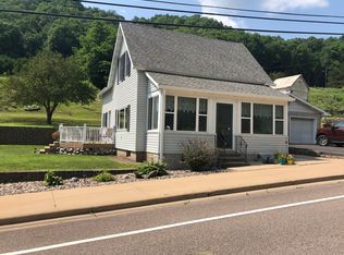 309 North St, Fountain City, WI 54629