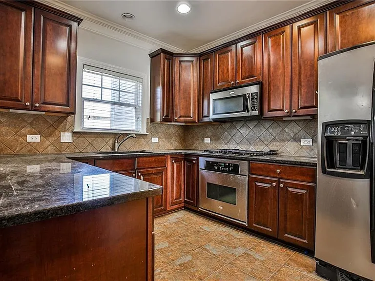 1934 Cobblestone Cir NE — Photo 8