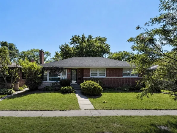 (undisclosed Address), Evanston, IL 60203