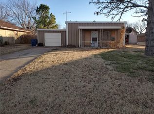 8 E Okarche Ave, Okarche, OK 73762