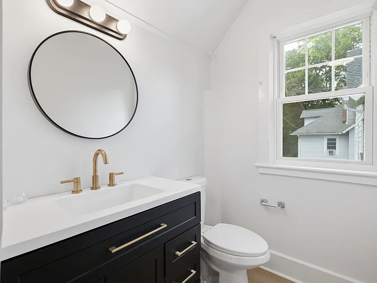84 Sherwood Pl #2 — Photo 17