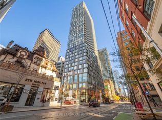 101 Peter St #818, Toronto, ON