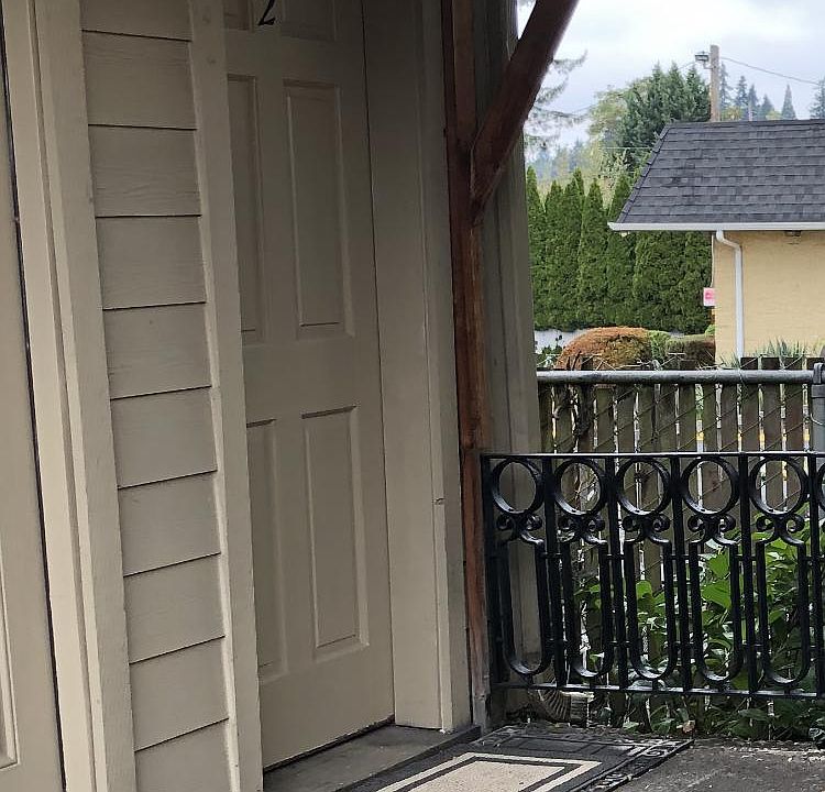 Entry to stairwell