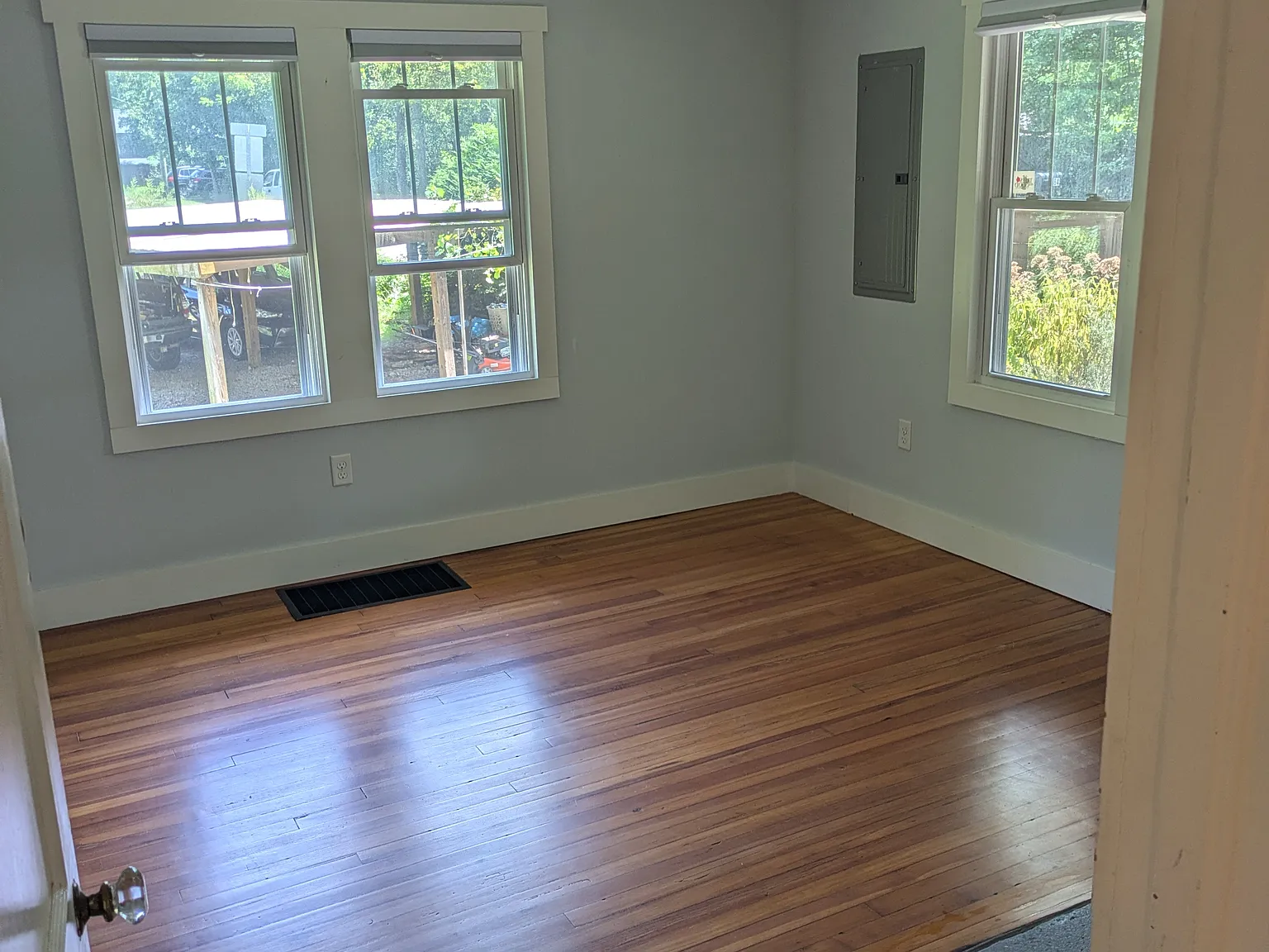 3 bed, 1592 sqft, $2,250 — Photo 4
