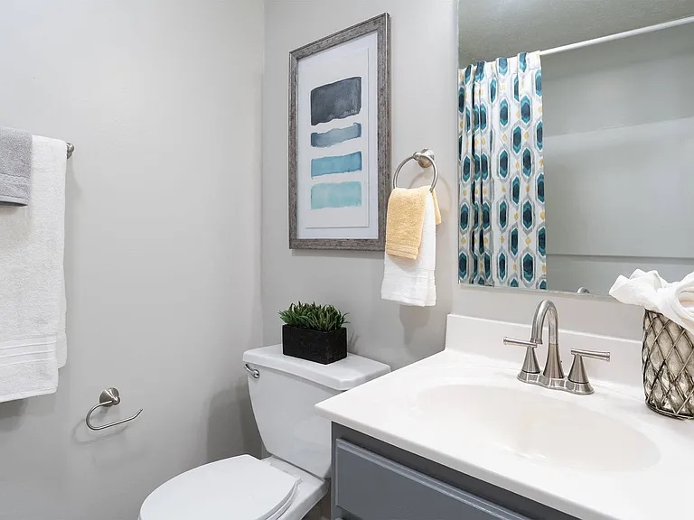 Haverford Place — Photo 9