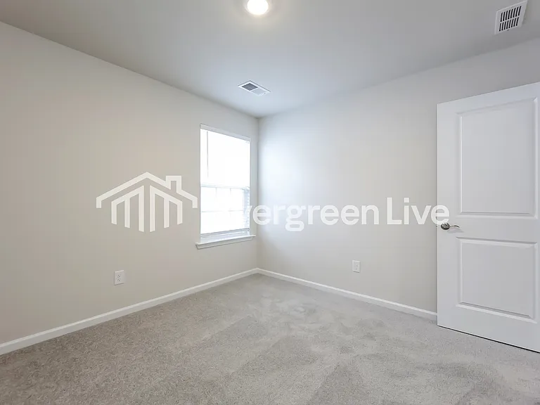 404 Lees Corner Ln — Photo 14