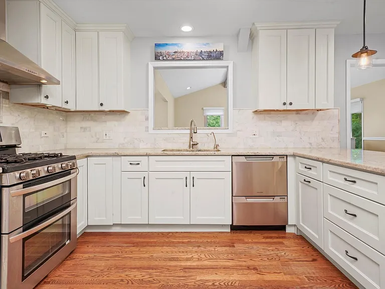 Double oven gas range