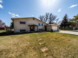 2261 Willow Wood Rd, Grand Junction, CO 81507