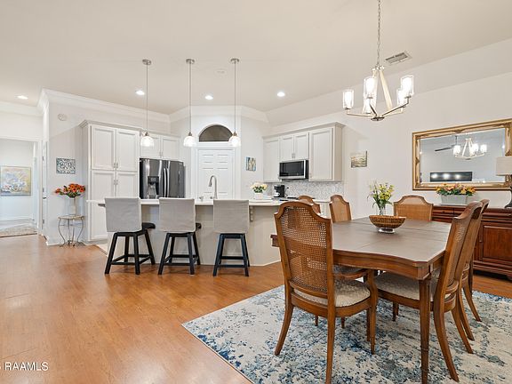 4th image of 120 Oakbend Dr