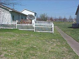 1st image of 207 Bradley Ct