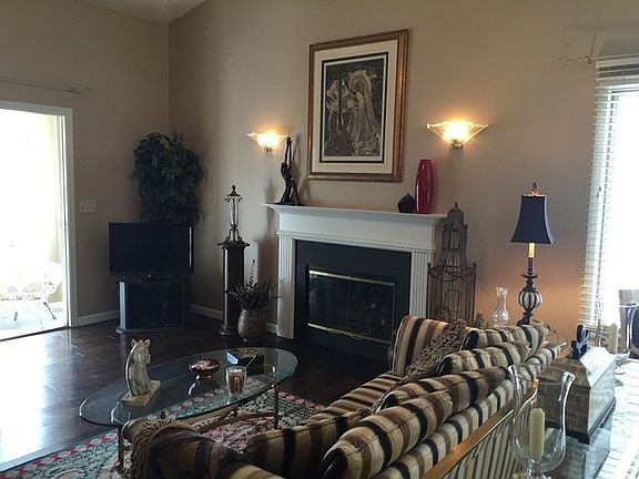 4th image of 1127 Yale Ave #1127