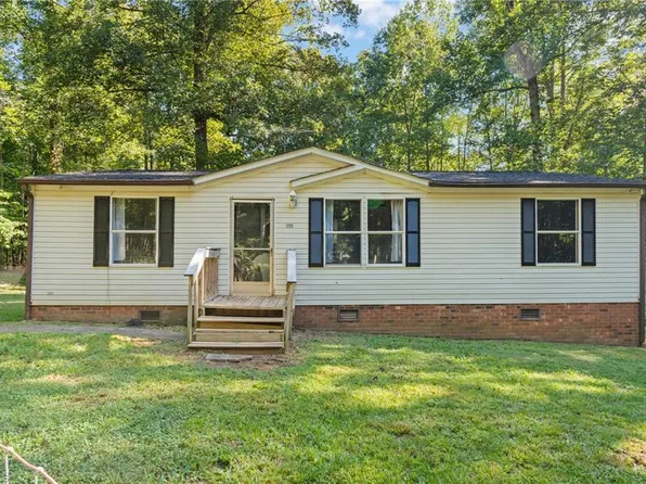 1205 Geeps Trail Rd, King, NC 27021