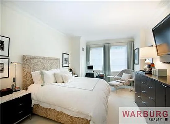 Sold by Warburg | media 15