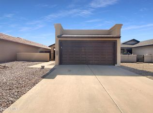 1817 N Center Ave, Casa Grande, AZ 85122
