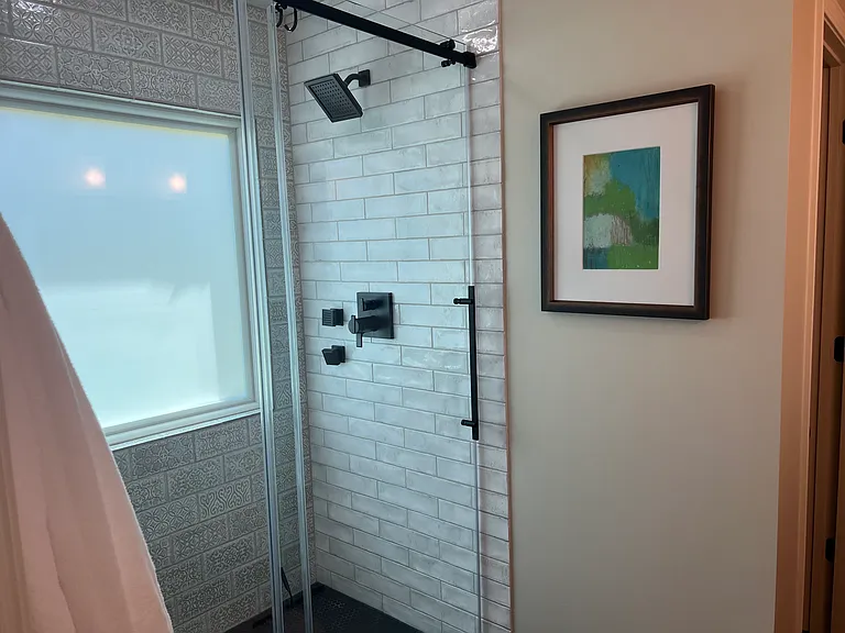 8010 Lakeview Dr — Photo 8