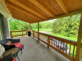 6331 Whiteford Center Rd, Lambertville, MI 48144