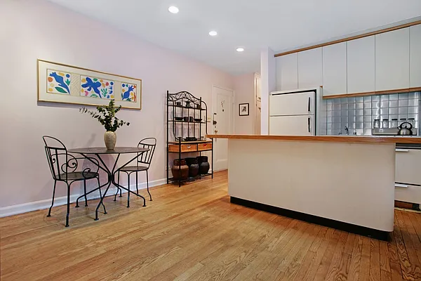 Sold by Corcoran | media 4