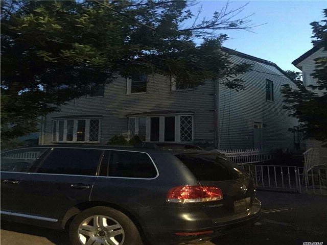 1st image of 9118 182nd St