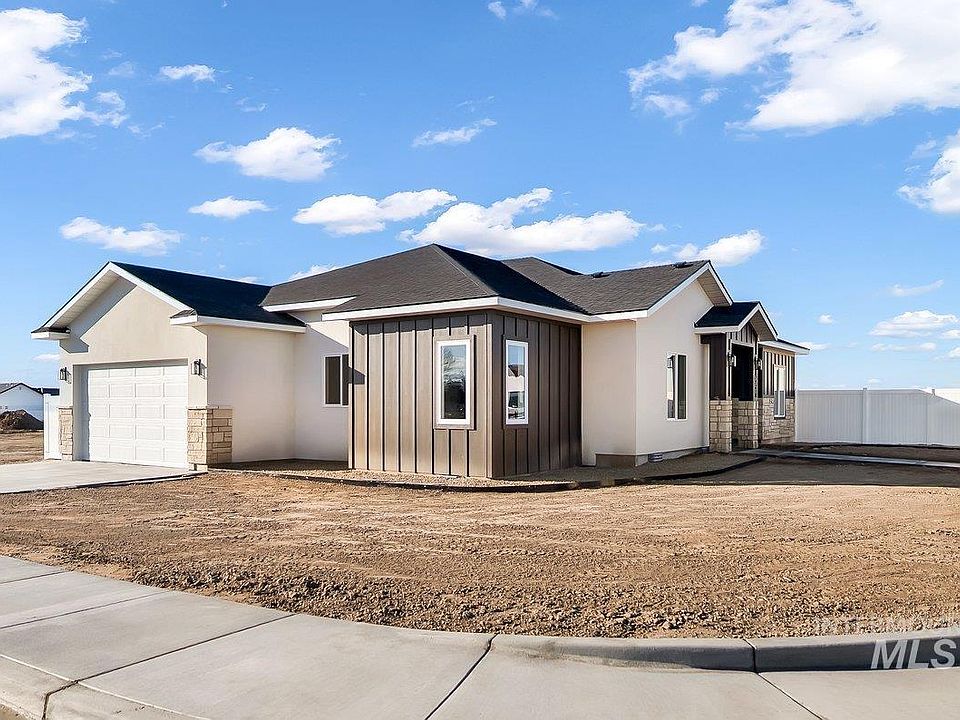1st image of 521 Sunspot Drive Block Lot 14-3