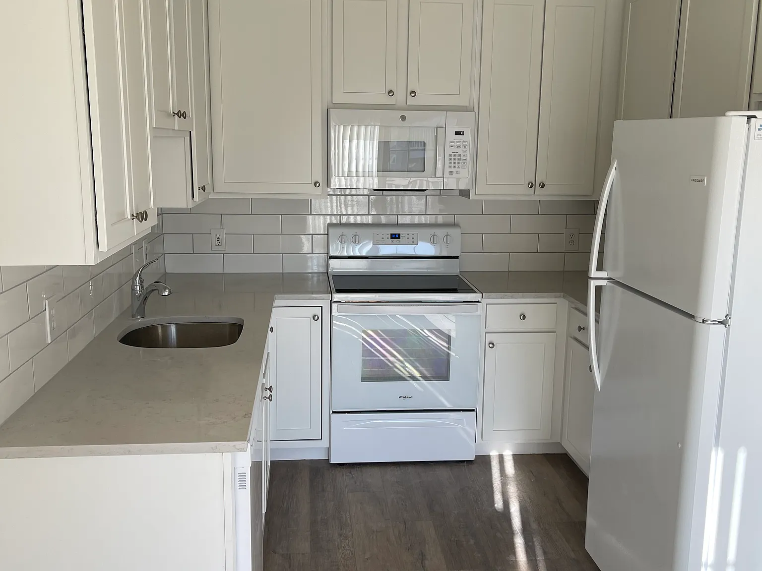 Crystal Terrace — Photo 2