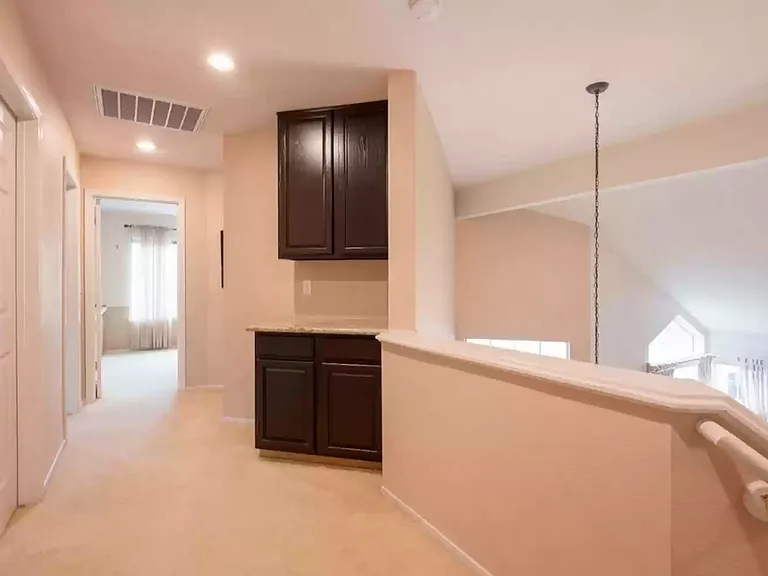 111 Pine Valley Ct — Photo 17