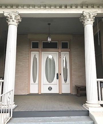2nd image of 805 N Pine St