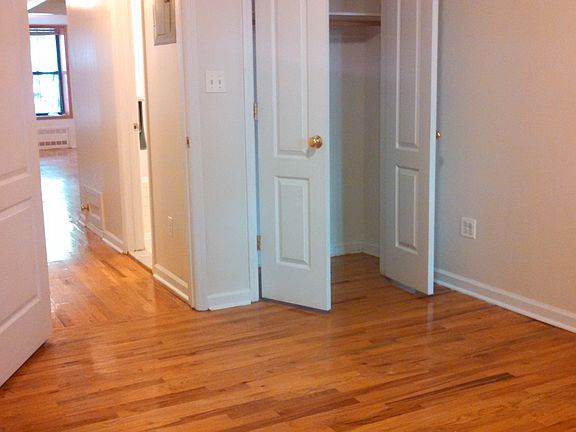 2nd image of 247 W 121st St #1