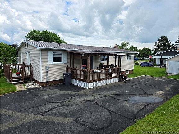 2nd image of 16 Harding Dr