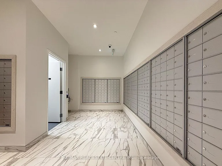 448 Burnhamthorpe Rd W #1205 — Photo 14