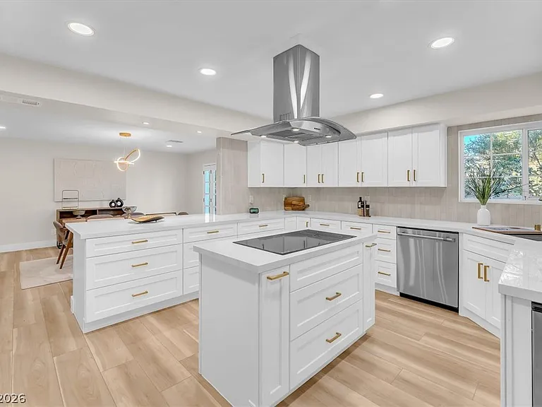 2868 Vista Del Sol Ave — Photo 65