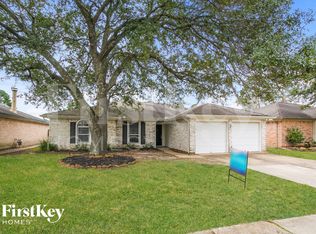 7410 Blanco Pines Dr, Humble, TX 77346