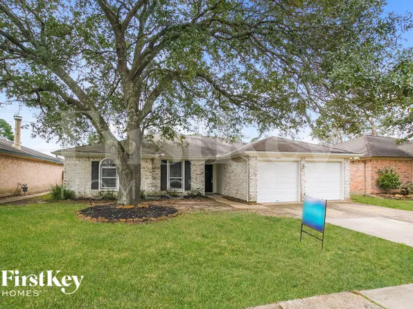 7410 Blanco Pines Dr, Humble, TX 77346