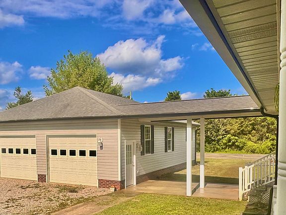 4th image of 163 Holly Hock Dr