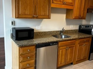 30 Salem End Rd APT 9A, Framingham, MA 01702