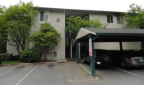 2nd image of 17431 Ambaum Blvd S #33